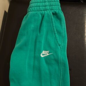 Nike joggers - Youth Medium